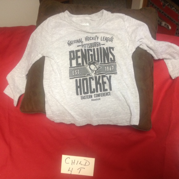NHL Pittsburg Penguins tshirt - Picture 1 of 1